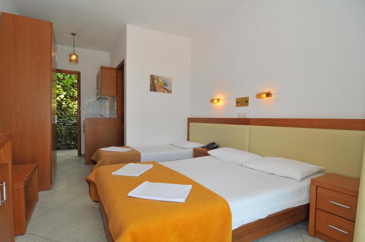 Hotel Emerald Chrysi Ammoudia Extérieur photo