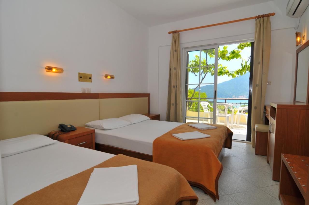 Hotel Emerald Chrysi Ammoudia Extérieur photo