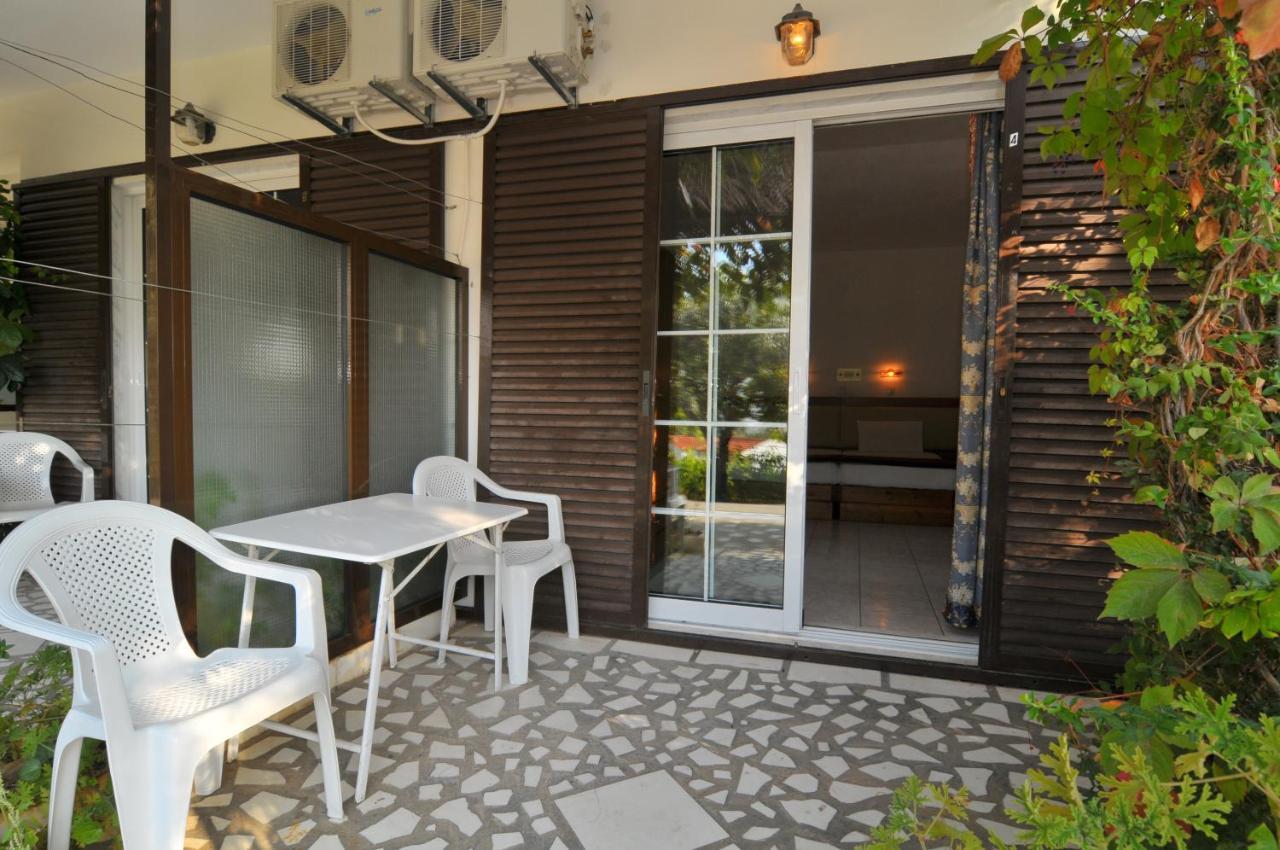 Hotel Emerald Chrysi Ammoudia Extérieur photo