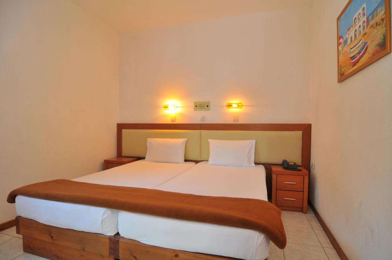 Hotel Emerald Chrysi Ammoudia Extérieur photo