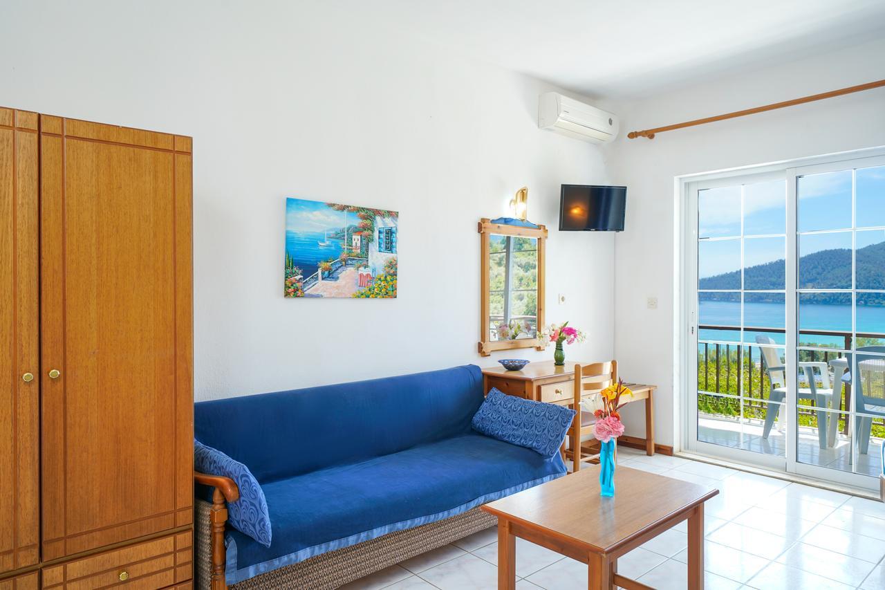 Hotel Emerald Chrysi Ammoudia Extérieur photo